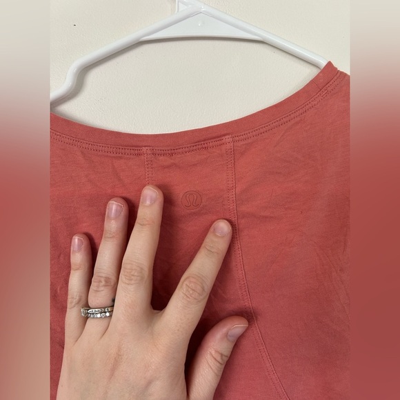 Lululemon Muscle Love Cropped Tank Top - Rustic Coral Size 10 - Picture 5 of 5